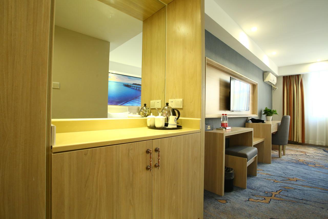 Toronto Hotel Шънджън Екстериор снимка