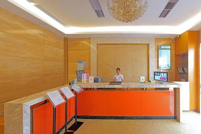Toronto Hotel Шънджън Екстериор снимка